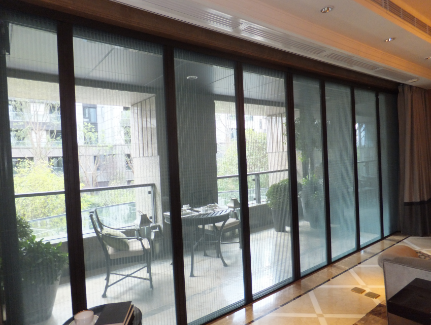 韋柏A2型無(wú)下軌折疊隱形紗門